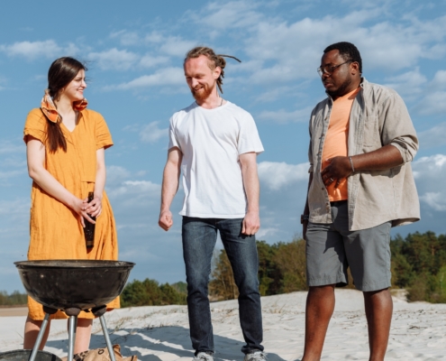 South African expats enjoying a braai at the beach in South Africa